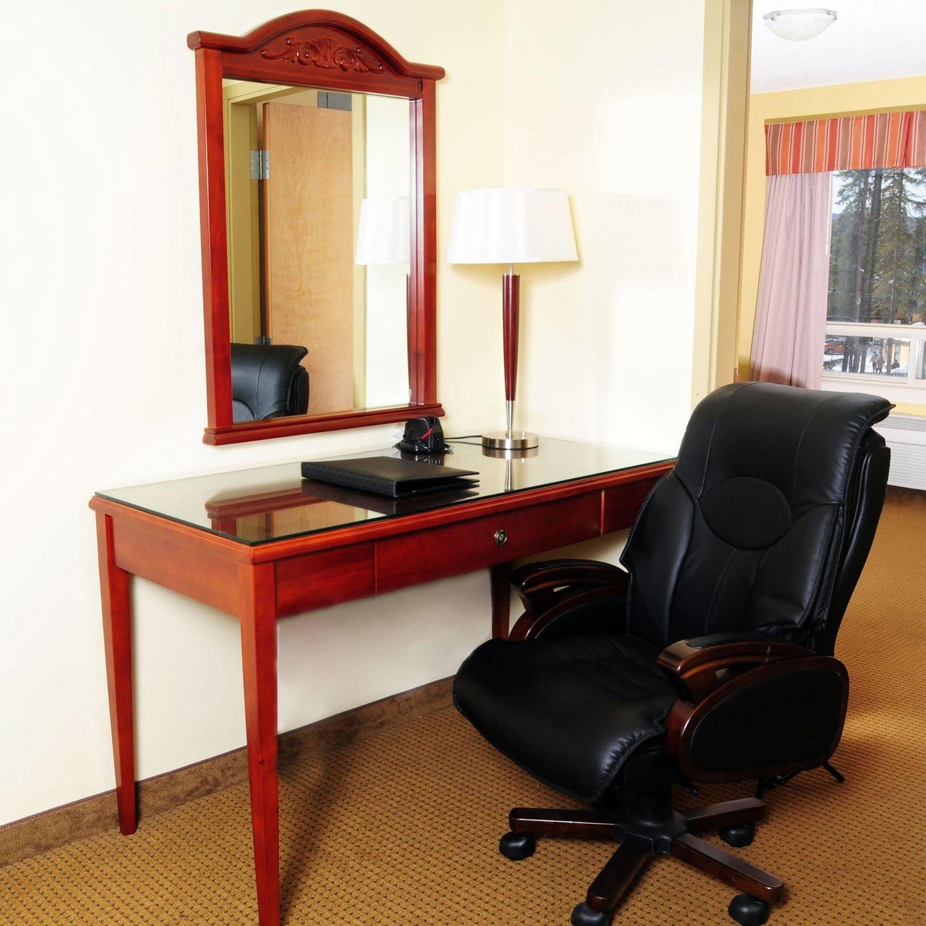 Trend Mountain Hotel & Conference Centre Tumbler Ridge Εξωτερικό φωτογραφία